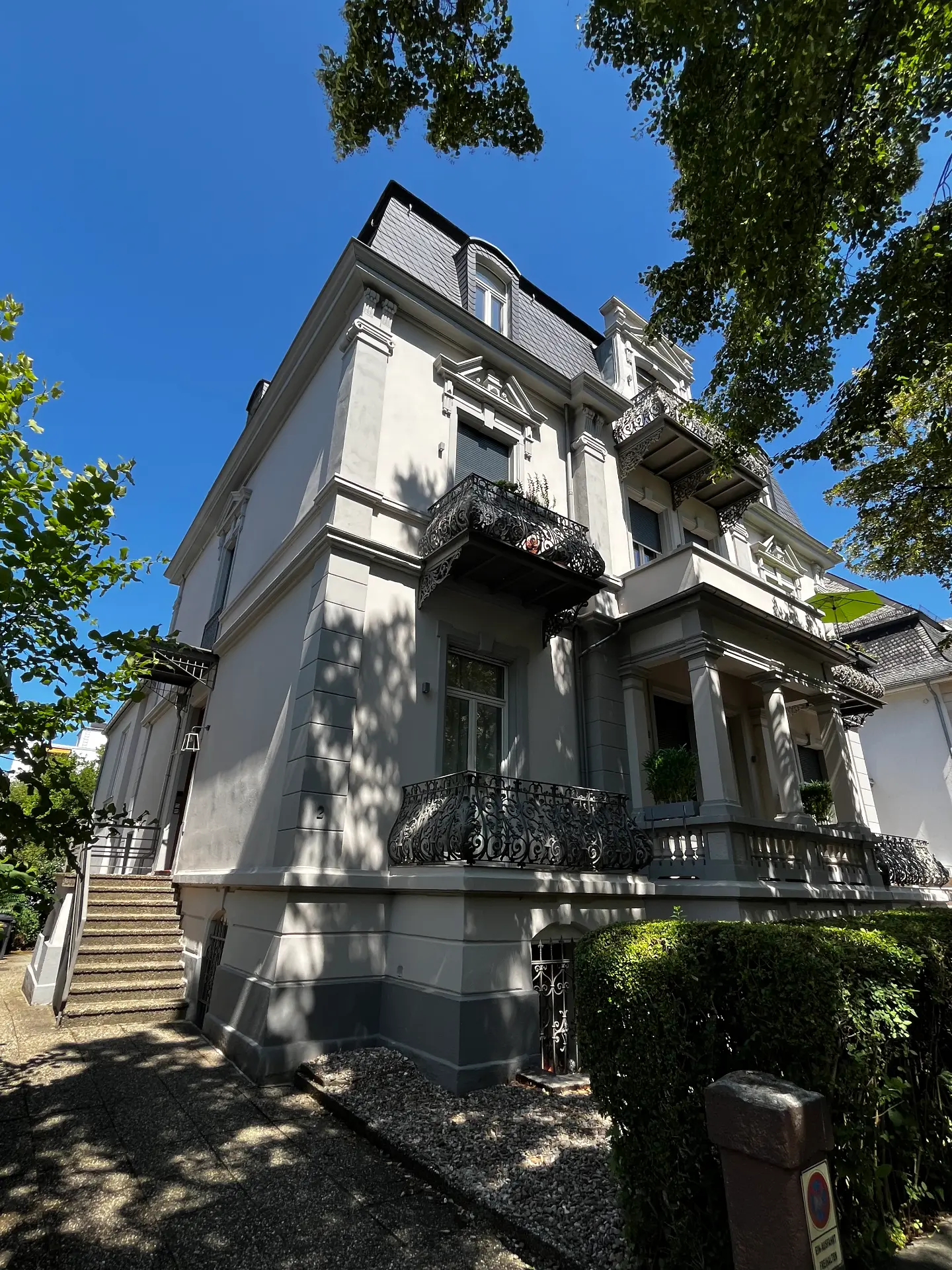 Renovated penthouse with balcony and roof terrace – view 1